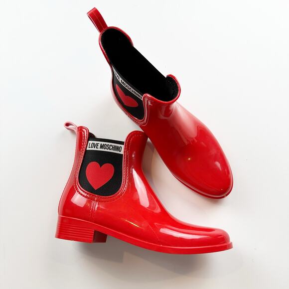Love Moschino Chelsea Wellington Rain Boots Red Heart Glossy PVC Ankle 37 7US - Picture 2 of 16